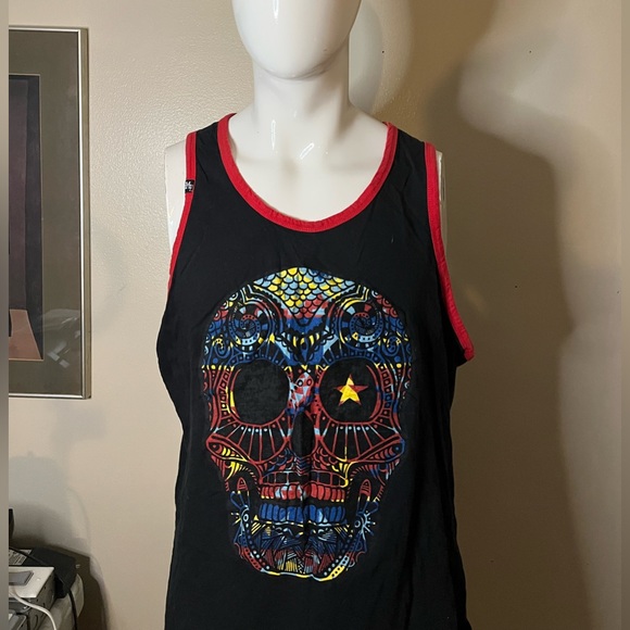 Large array of tank tops. - Picture 10 of 12